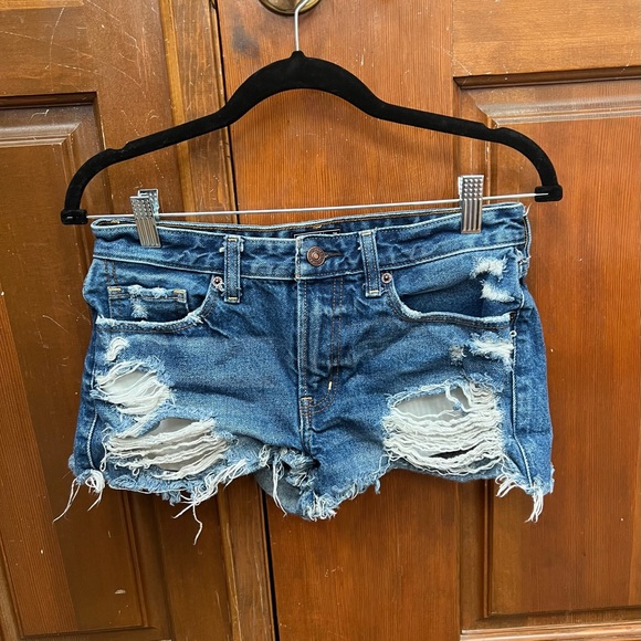Abercrombie & Fitch Pants - Abercrombie & Fitch Women’s 26 Distressed Mid Wash Harper Low Rise Denim Shorts